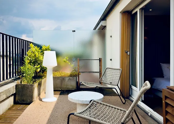 Апартаменты Cocoon 6p, Terrace With Eiffel Tower & Seine View Париж