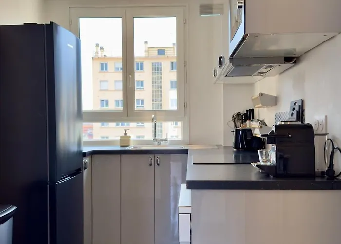 Cocoon 6p, Terrace With Eiffel Tower & Seine View * Париж