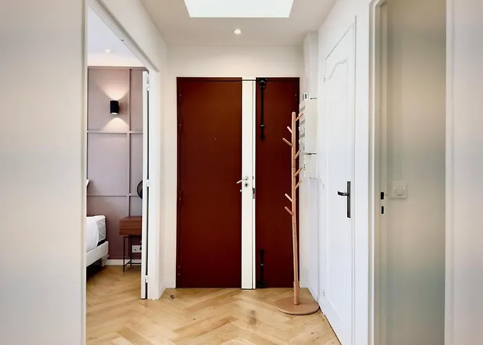 Cocoon 6p, Terrace With Eiffel Tower & Seine View * Париж