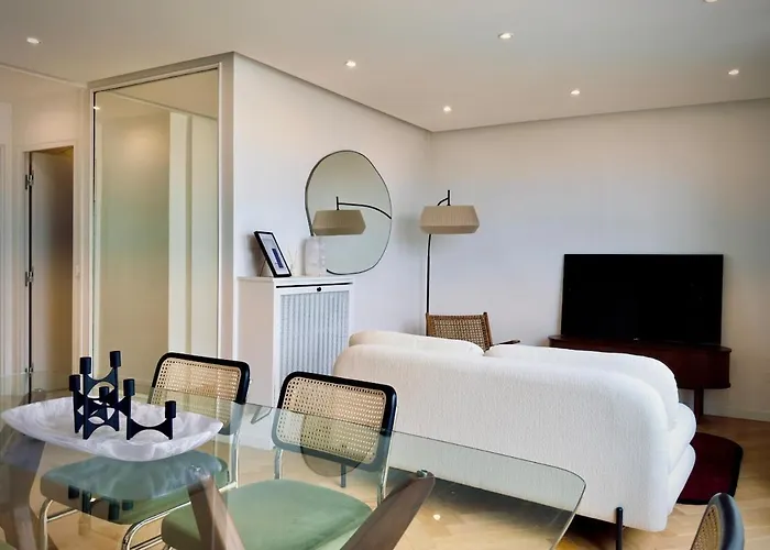 Apartment Cocoon 6p, Terrace With Eiffel Tower & Seine View *