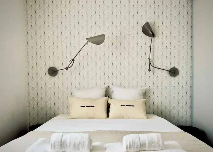 Apartment Cocoon 6p, Terrace With Eiffel Tower & Seine View Paris