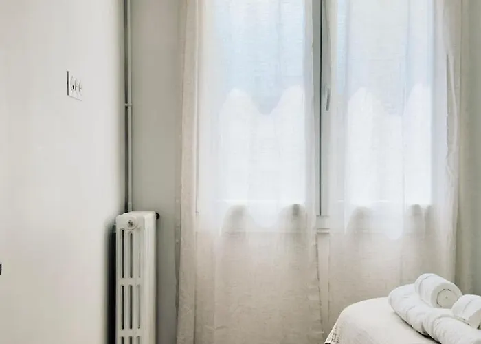 Cocoon 6p, Terrace With Eiffel Tower & Seine View Apartment