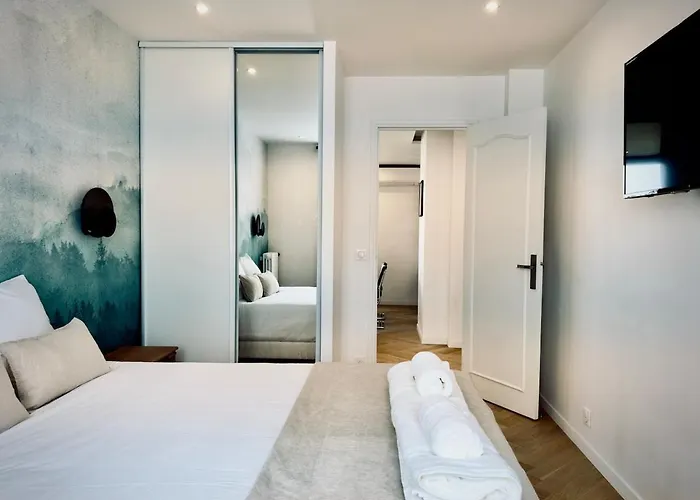 Cocoon 6p, Terrace With Eiffel Tower & Seine View