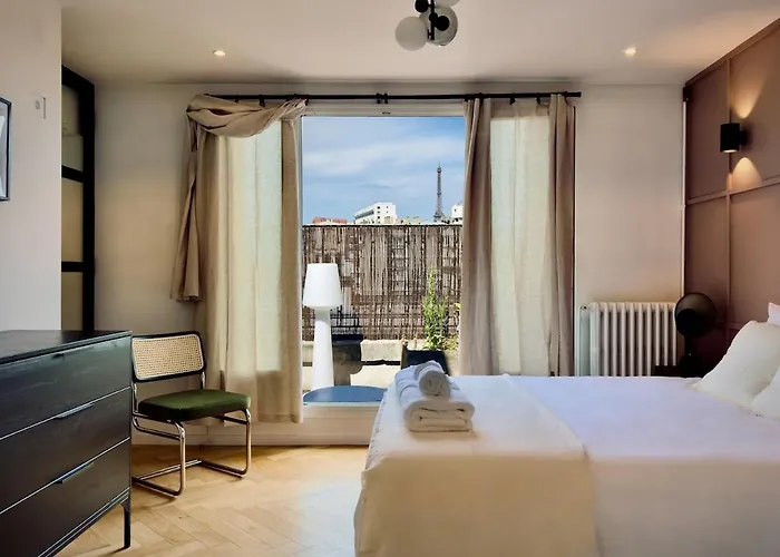 Cocoon 6p, Terrace With Eiffel Tower & Seine View Lägenhet
