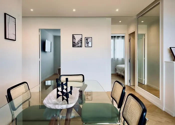 Cocoon 6p, Terrace With Eiffel Tower & Seine View 파리