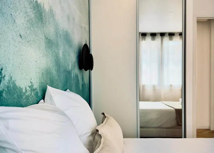Cocoon 6p, Terrace With Eiffel Tower & Seine View *